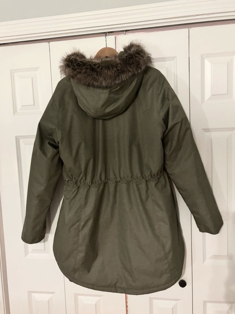 Columbia Suttle Mountain Omni-Heat Parka Women’s 1X Olive Green Faux Fur - Picture 2 of 10